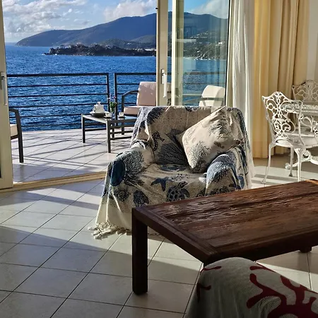 Azzurra Vista Mozzafiato Ferienhaus *