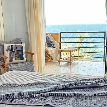 Azzurra Vista Mozzafiato توري ديل ستيل