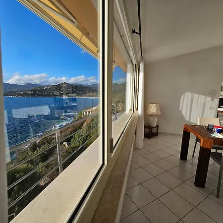 Azzurra Vista Mozzafiato Feriehus